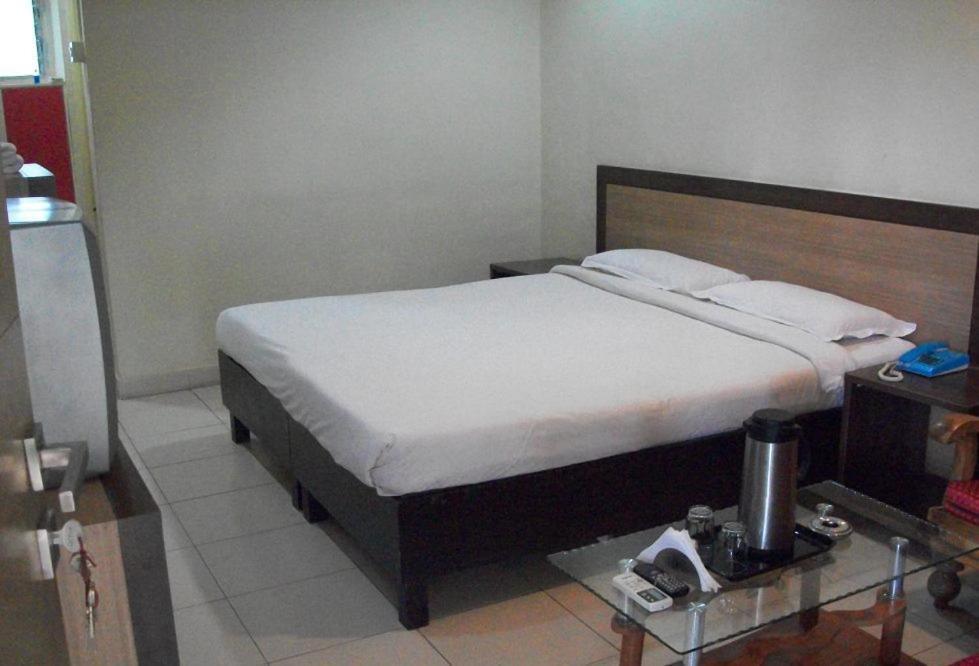7 Apple Resort Lonavala Habitación foto