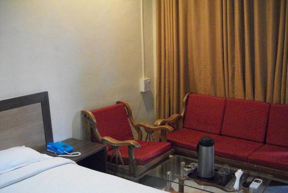 7 Apple Resort Lonavala Exterior foto